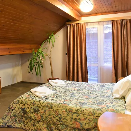 Ξενοδοχείο Rothmans-breakfast - Free Parking - Lobby 3*