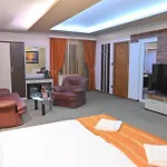 Rothmans-breakfast - Free Parking - Lobby Hotell 3*