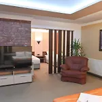 Rothmans-breakfast - Free Parking - Lobby Hotell