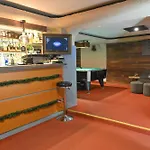 מלון Rothmans-breakfast - Free Parking - Lobby בנסקו