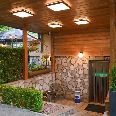 Rothmans-breakfast - Free Parking - Lobby 3* Bansko