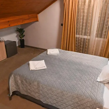 Hotel Rothmans-breakfast - Free Parking - Lobby 3*