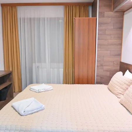 Hotel Rothmans-breakfast - Free Parking - Lobby