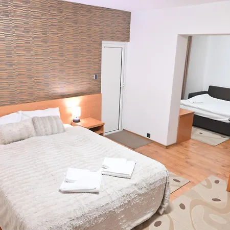 Rothmans-breakfast - Free Parking - Lobby 3* Banszko