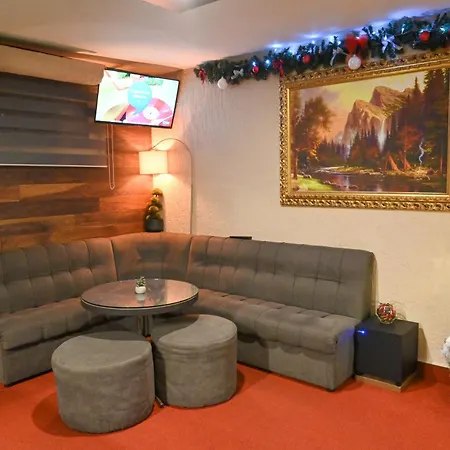 Rothmans-breakfast - Free Parking - Lobby 3* Bansko