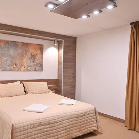 Rothmans-breakfast - Free Parking - Lobby Hotel Bansko