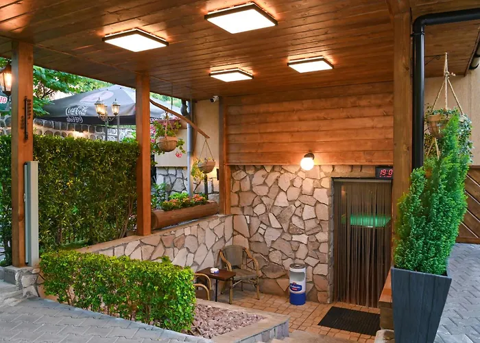 Rothmans-breakfast - Free Parking - Lobby 3* Bansko