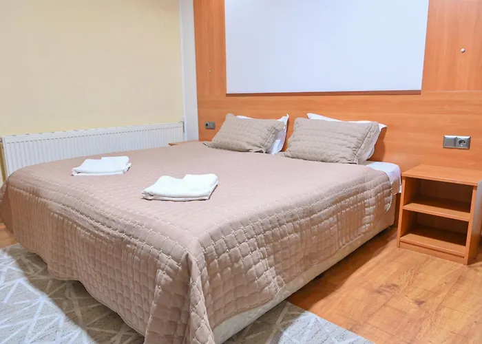 Hotel Rothmans-breakfast - Free Parking - Lobby