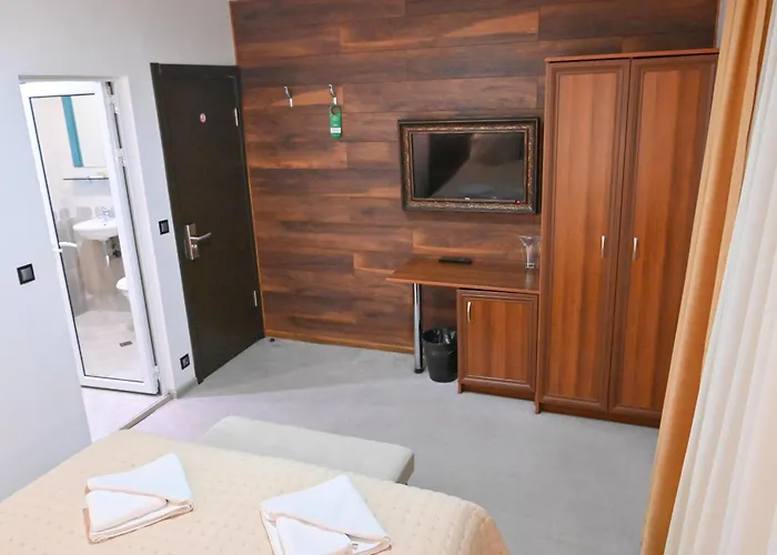 Rothmans-breakfast - Free Parking - Lobby 3*