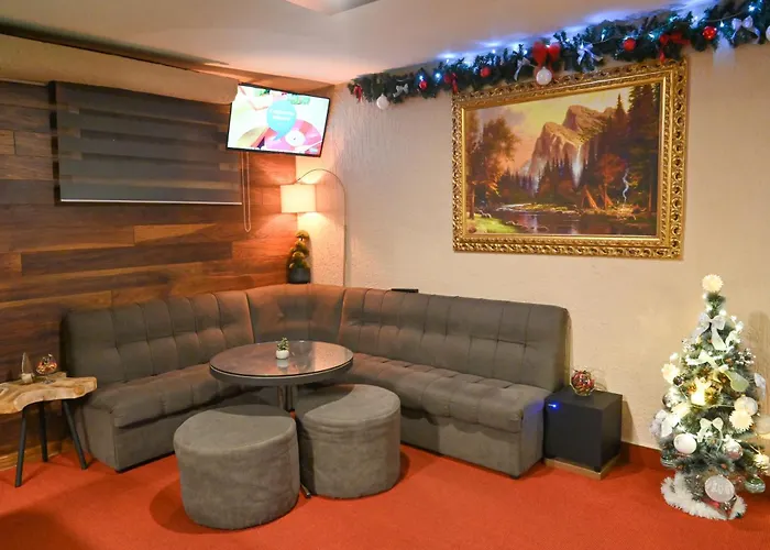 Rothmans-breakfast - Free Parking - Lobby 3* Bansko